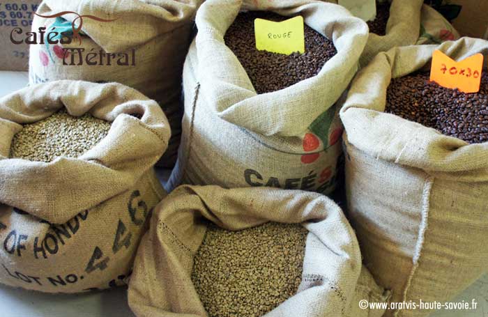 Les meilleurs grands crus de Café Métral Grands crus de cafés sélectionnés les meilleures productions du monde entier